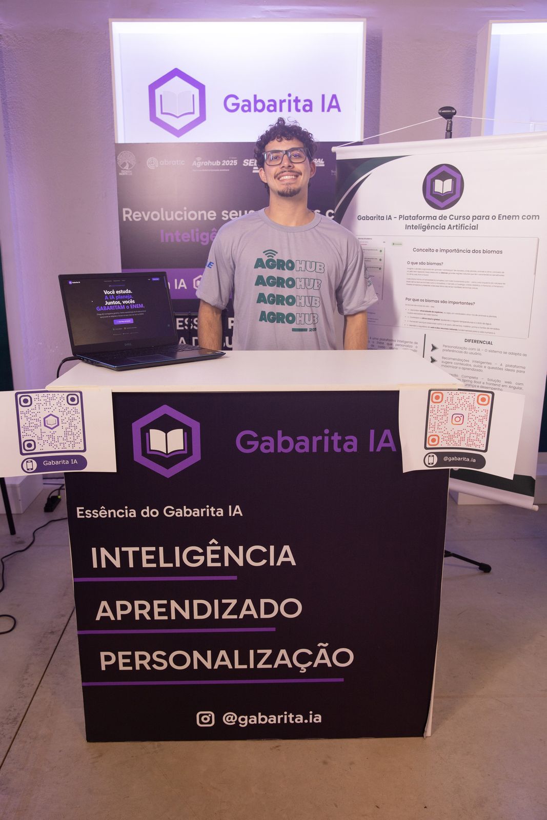 Estande da startup Gabarita IA